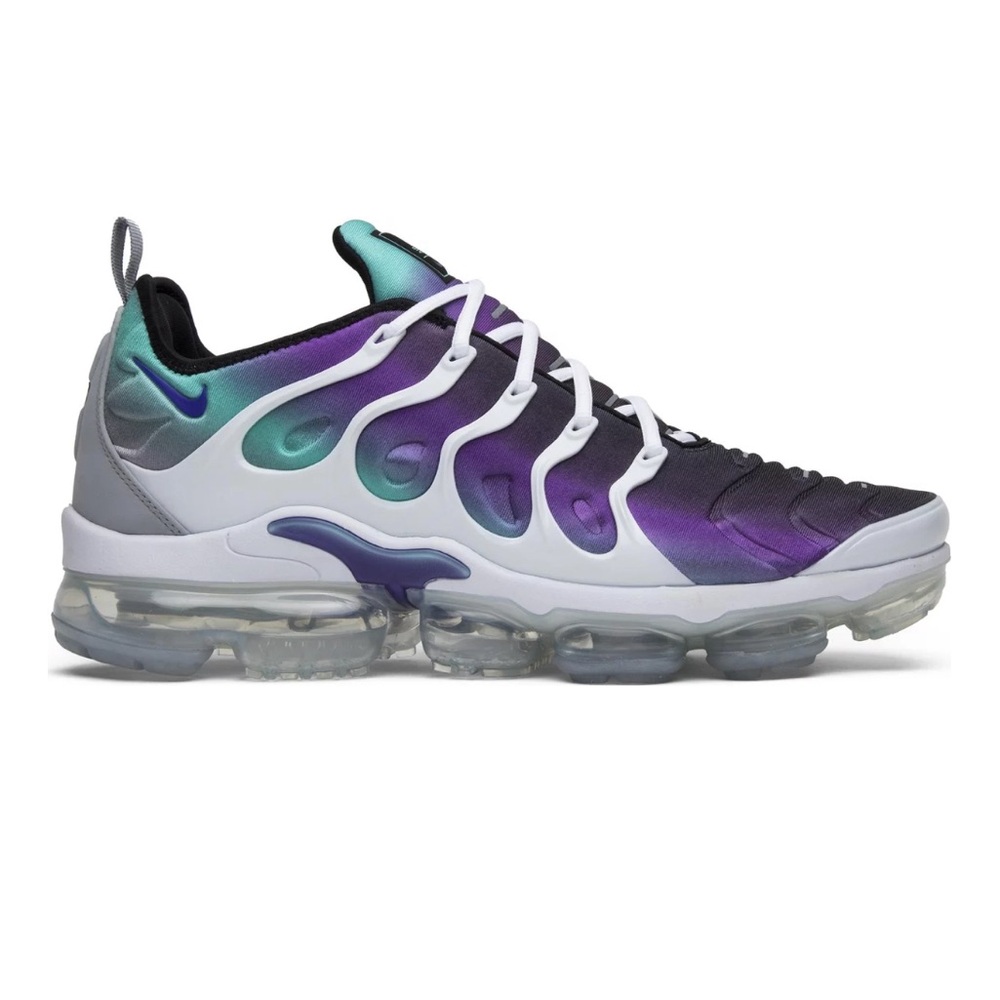 Men’s size 9 Nike Air VaporMax Plus - rare Grape color